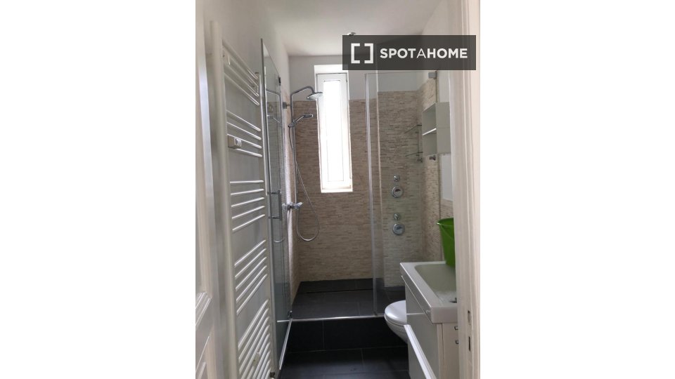 Apartment Hamburg, 2 beds, 85m² — photo 14