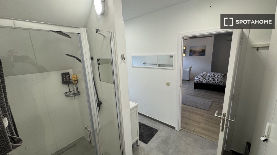 Apartment Brussels, 5 beds, 120m² — photo 11