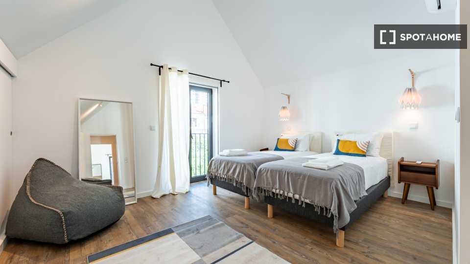 Apartment Porto, 2 beds, 162m² — photo 7