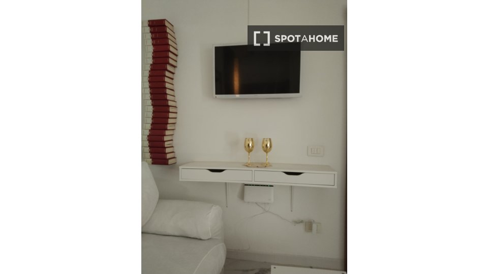 Apartment Rome, 1 bed — photo 3
