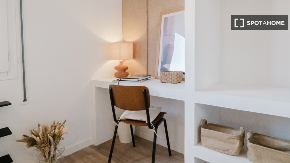 Double room Barcelona, 8 beds, 220m² — photo 58