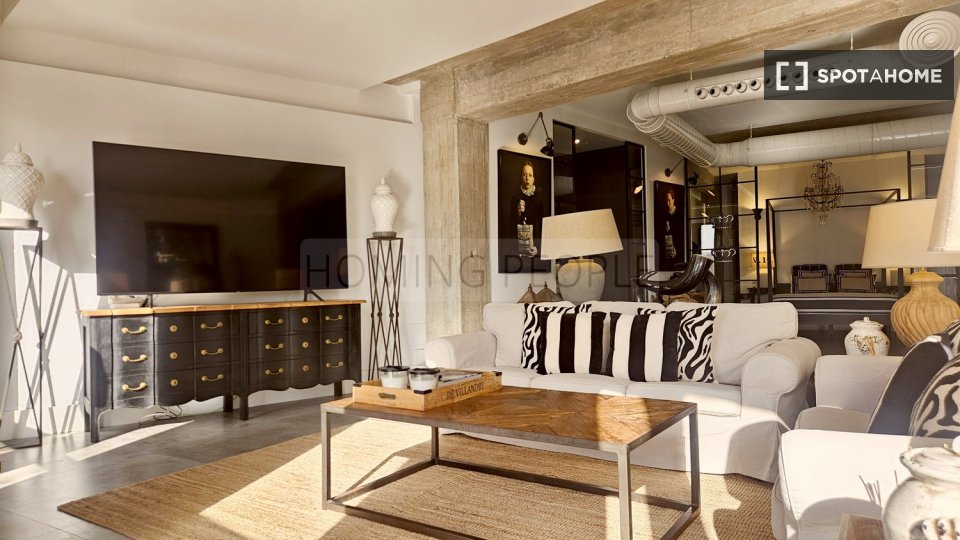 Apartment Malaga, 1 bed, 150m² — photo 3