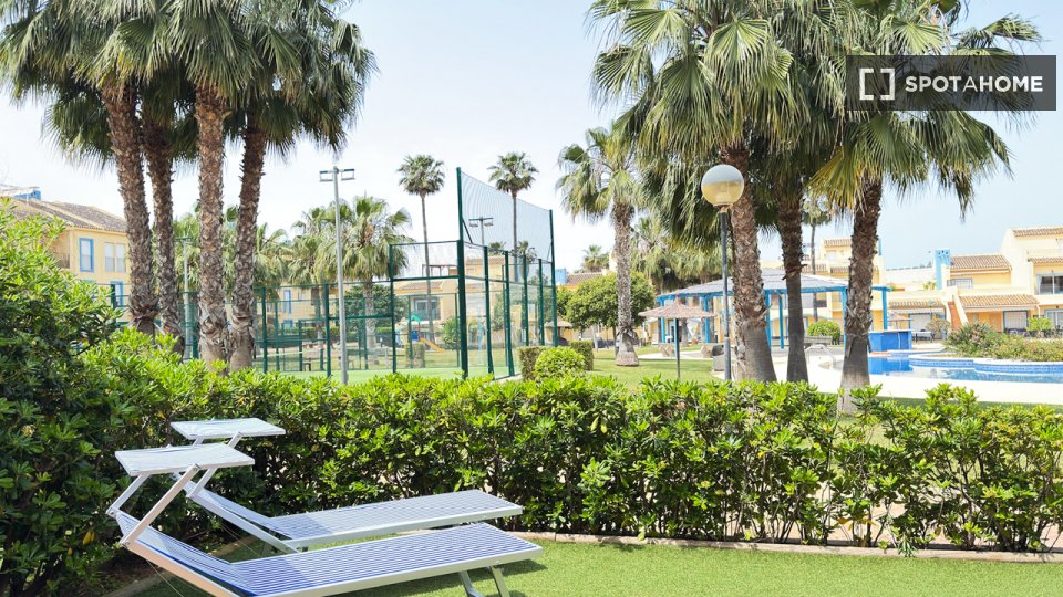 Apartment Alicante, 2 beds — photo 22