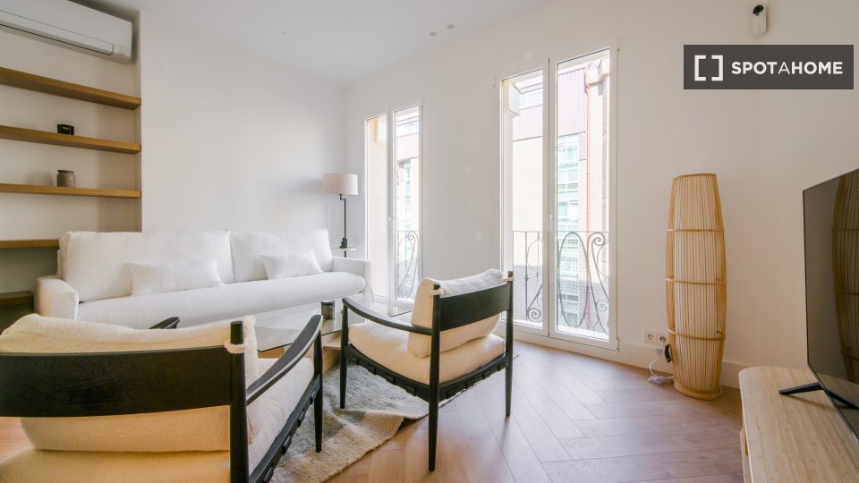 Apartment Madrid, 2 beds — photo 4