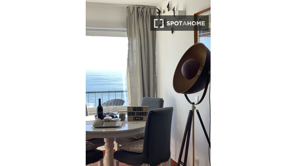 Apartment mono Lisbon, 46m² — photo 8
