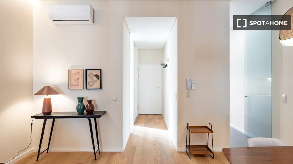 Apartment Porto, 1 bed, 80m² — photo 5