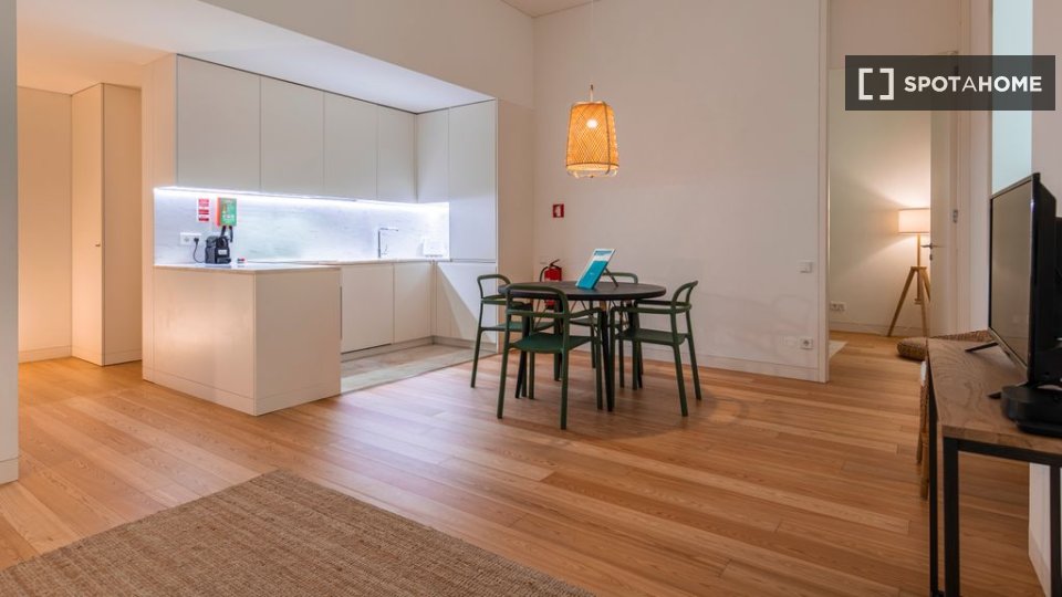 Apartment Lisbon, 1 bed — photo 13