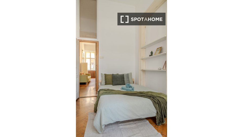 Double room Budapest, 4 beds, 105m² — photo 9