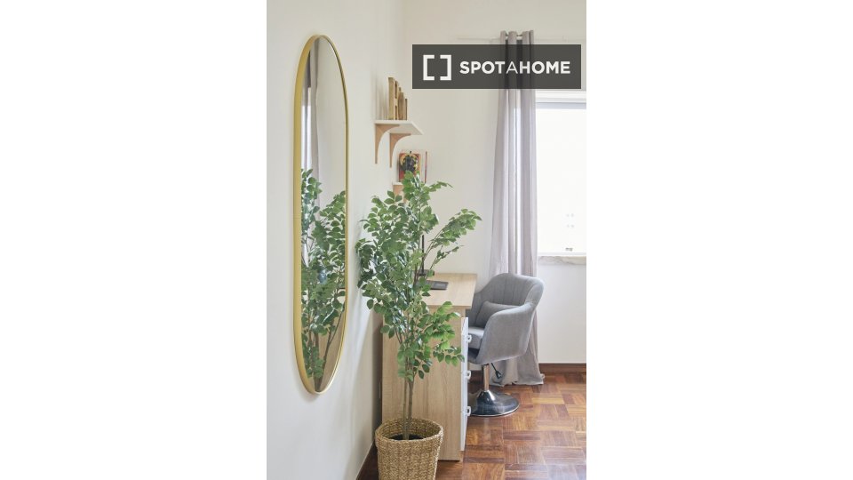 Double room Lisbon, 7 beds — photo 7