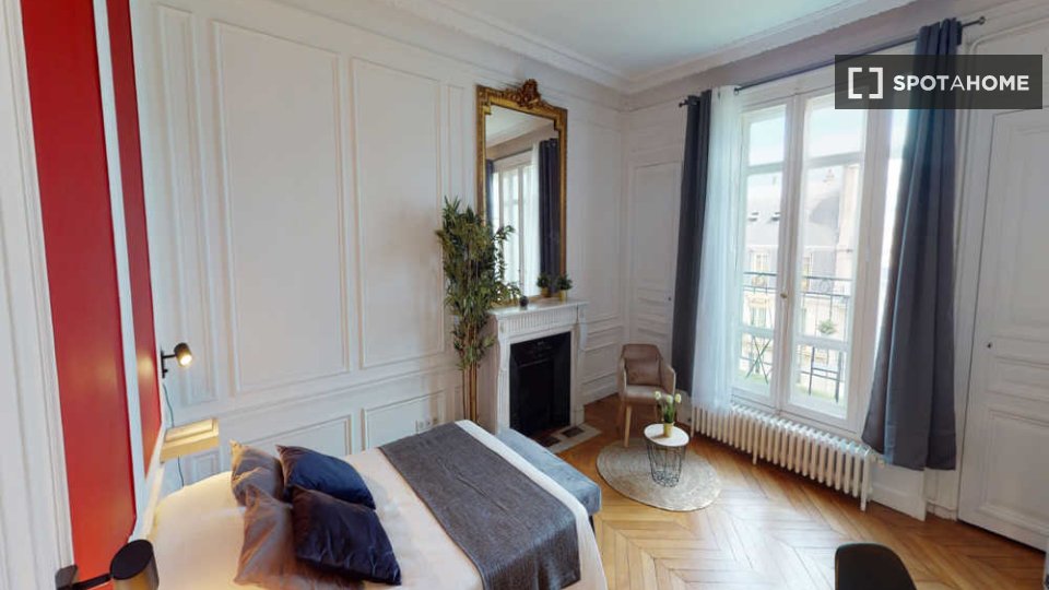 Double room Paris, 10 beds, 180m² — photo 32