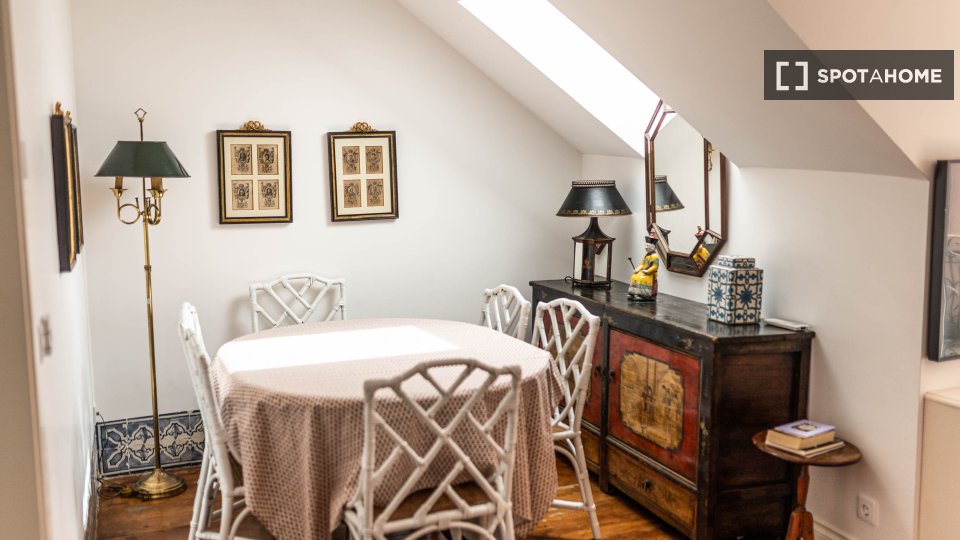Apartment Lisbon, 2 beds, 100m² — photo 7