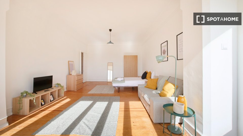 Double room Lisbon, 7 beds — photo 10