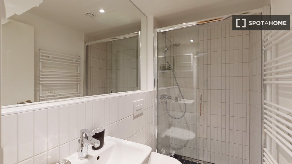 Apartment Berlin, 8 beds — photo 22