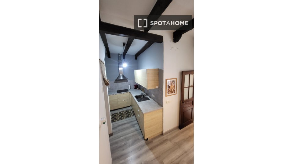 Double room Cadiz, 3 beds, 105m² — photo 3
