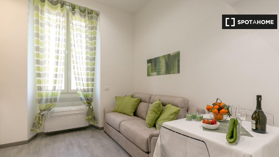 Apartment mono Milan — photo 1