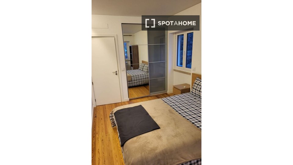 Apartment Lisbon, 2 beds — photo 2