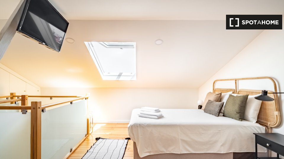 Apartment Lisbon, 3 beds — photo 13
