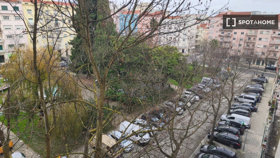 Double room Lisbon, 5 beds — photo 2