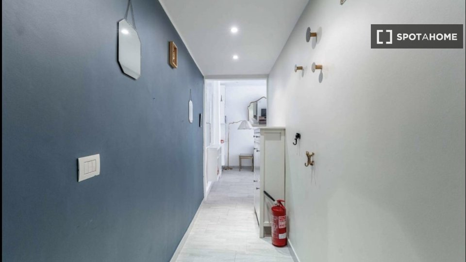 Apartment Milan, 1 bed, 60m² — photo 2
