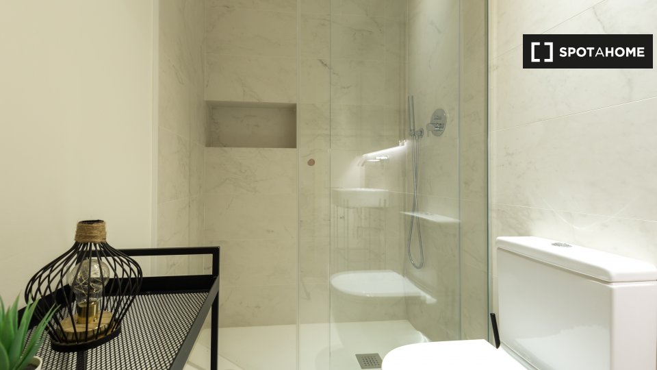 Appartamento Barcellona, 2 camere, 95m² — foto 10
