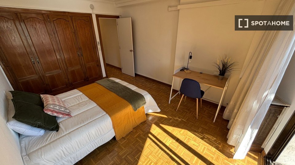 Habitación doble Madrid, 9 habitaciones, 200m² — foto 2