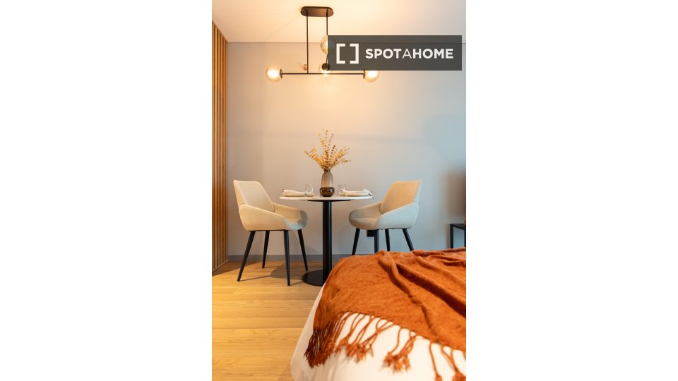 Apartment mono Porto, 25m² — photo 11