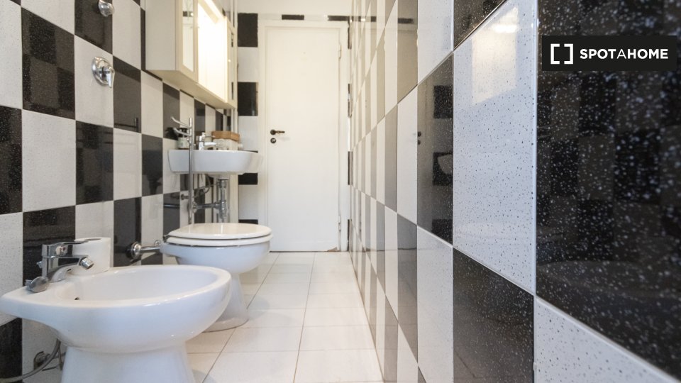 Apartment Milan, 1 bed, 58m² — photo 18