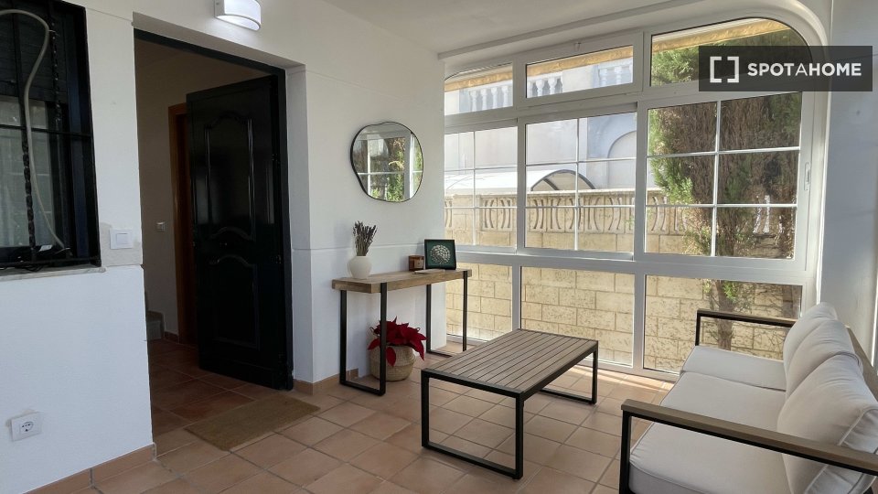 Apartment Valencia, 2 beds, 280m² — photo 1