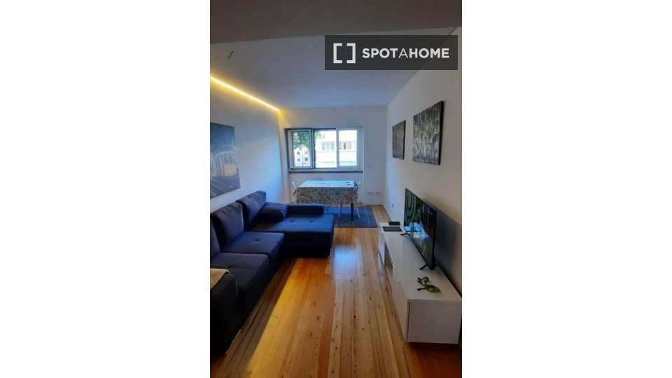 Apartment Lisbon, 2 beds — photo 10