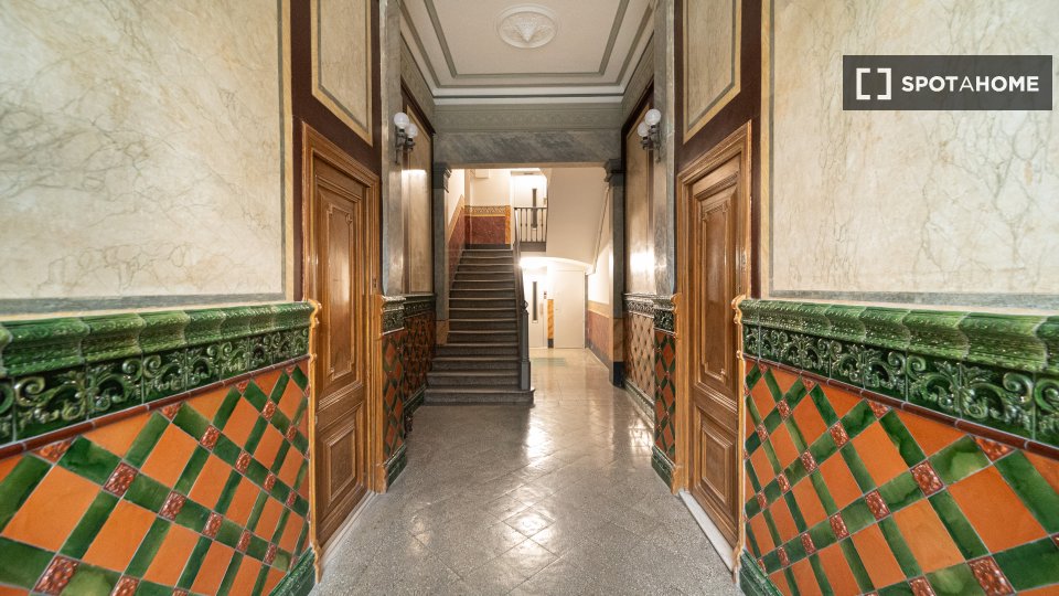Double room Barcelona, 9 beds, 200m² — photo 14