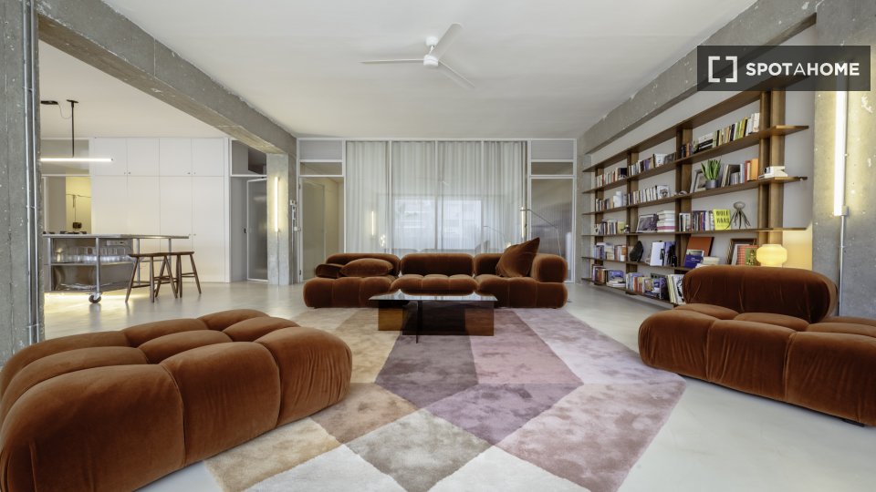 Appartamento Barcellona, 2 camere, 197m² — foto 3
