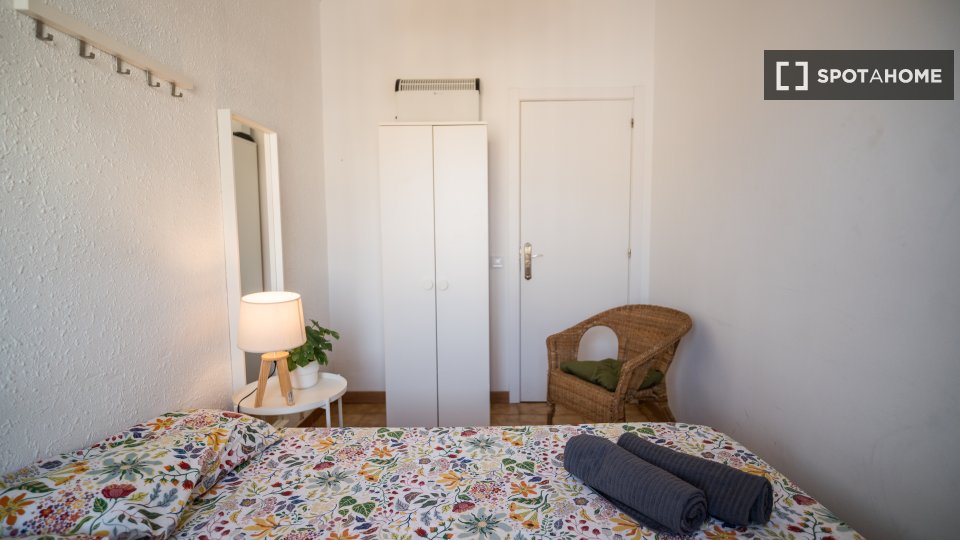 Double room Barcelona, 8 beds — photo 1