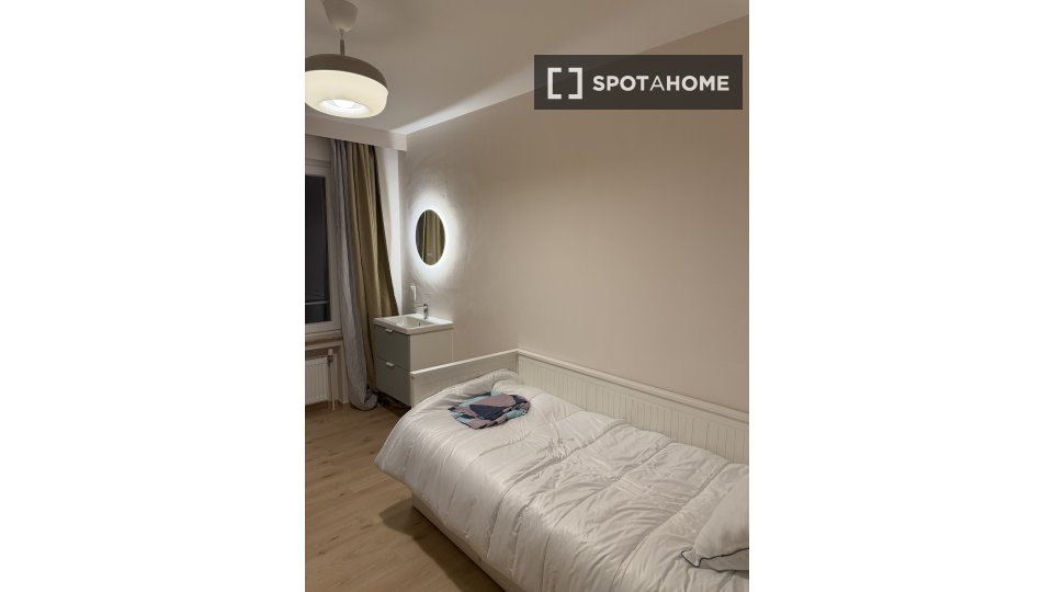 Double room Brussels, 4 beds, 125m² — photo 1