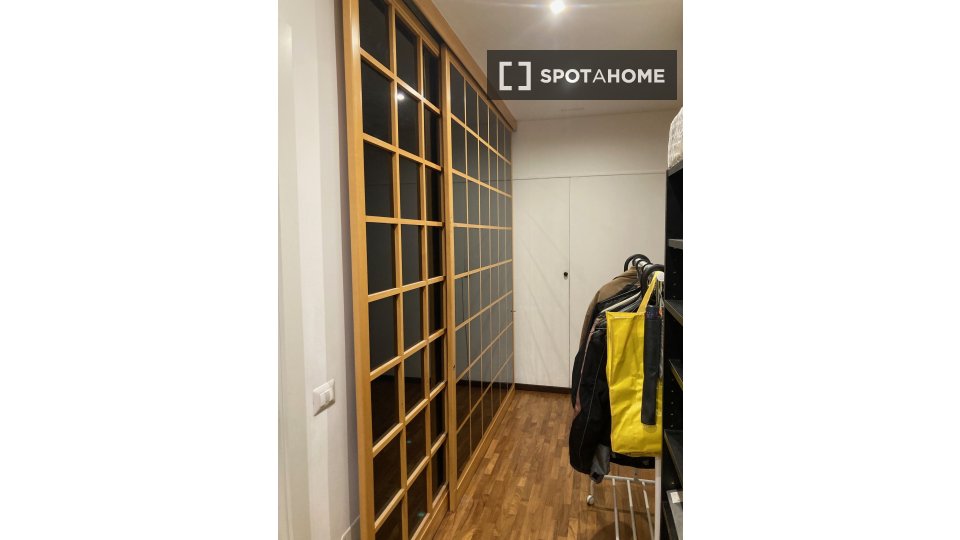 Double room Milan, 1 bed, 78m² — photo 19