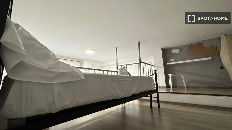 Apartment Milan, 1 bed — photo 9