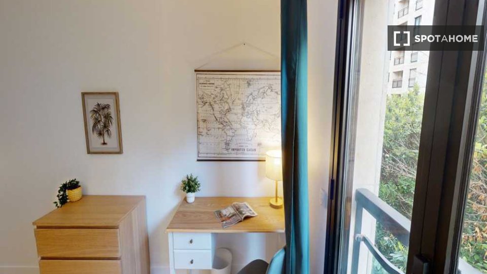 Double room Paris, 5 beds, 100m² — photo 8