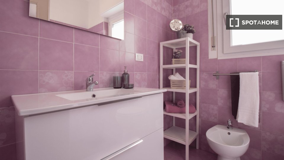 Double room Turin, 4 beds — photo 2