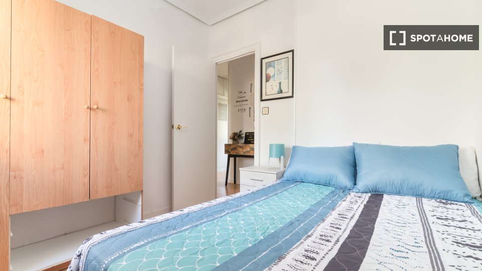 Apartment Madrid, 2 beds, 62m² — photo 2