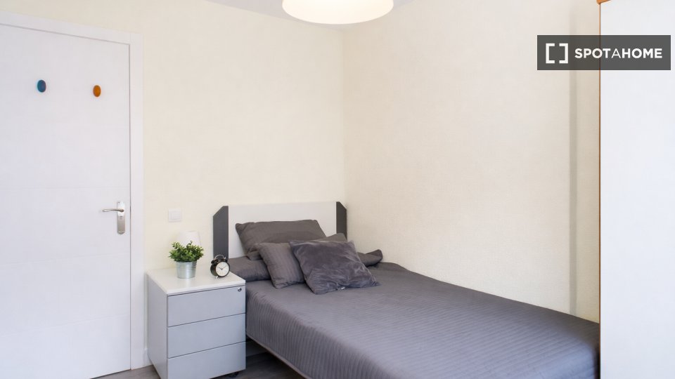 Se alquila habitación en piso compartido en Getafe