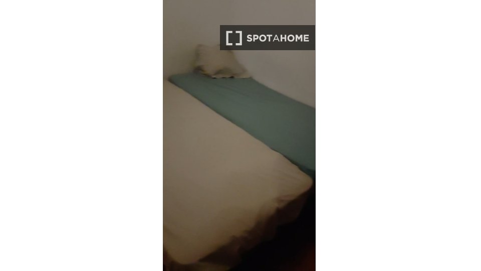 Double room Madrid, 4 beds — photo 1