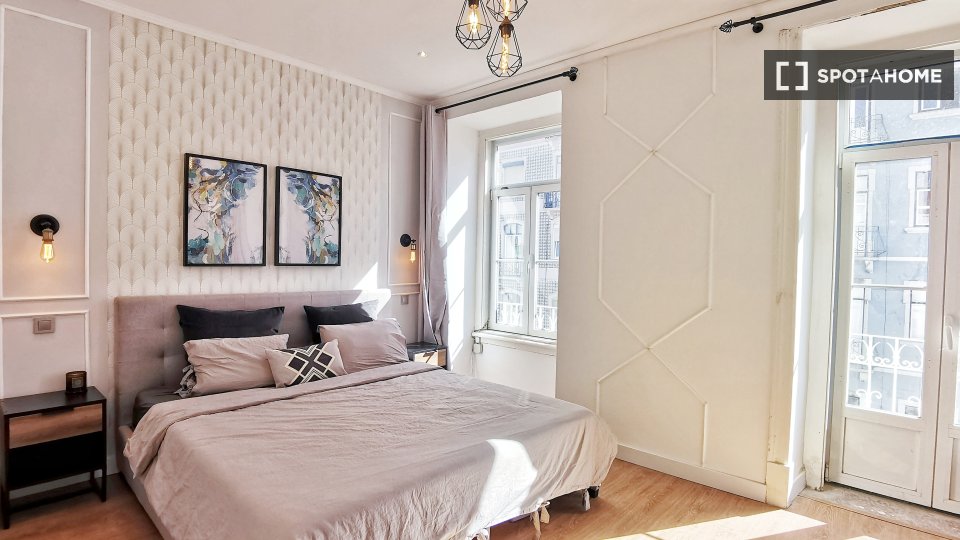Apartment Lisbon, 3 beds, 110m² — photo 19