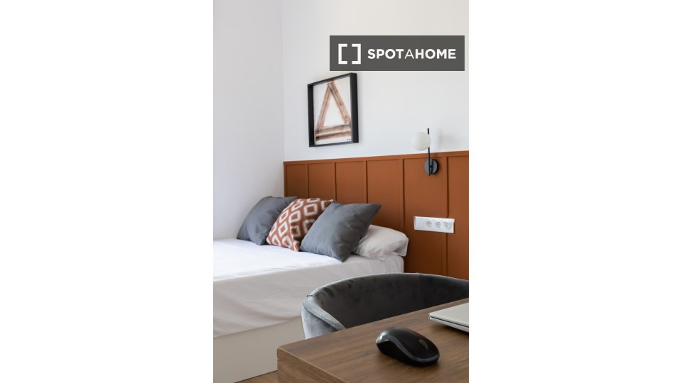 Camera doppia Barcellona, 8 camere — foto 19
