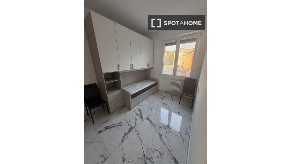 Double room Milan, 1 bed — photo 2