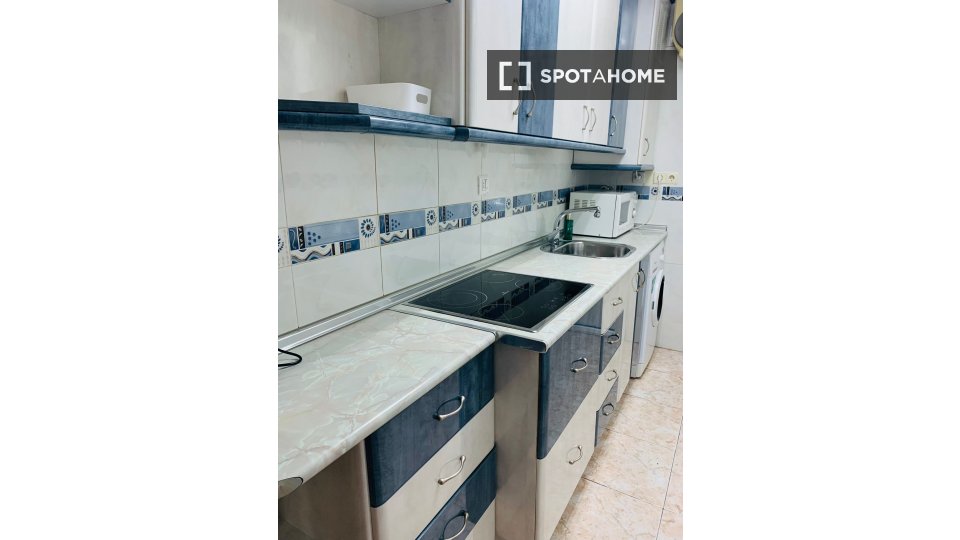 Apartment mono Alicante, 55m² — photo 2