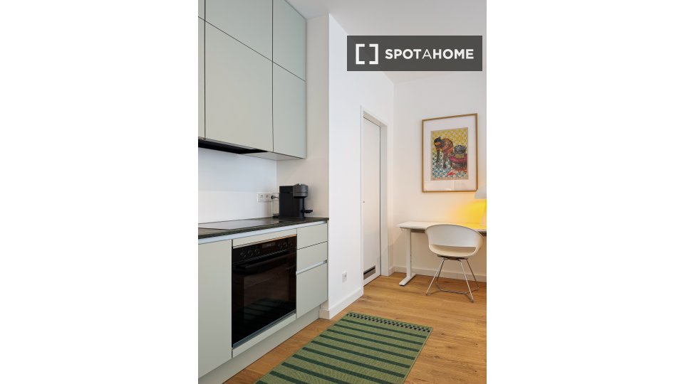 Apartment Berlin, 1 bed, 64m² — photo 14
