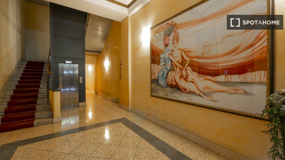 Apartment Milan, 1 bed, 37m² — photo 11