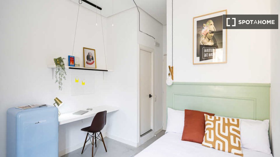 Double room Madrid, 67 beds — photo 50