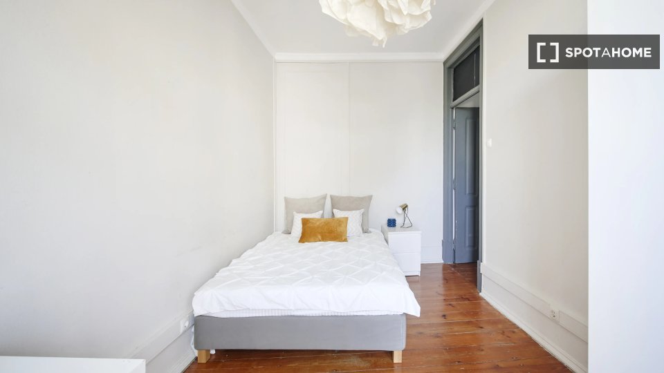 Double room Lisbon, 6 beds — photo 2