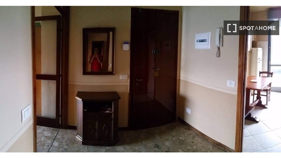 Double room Milan, 3 beds — photo 9
