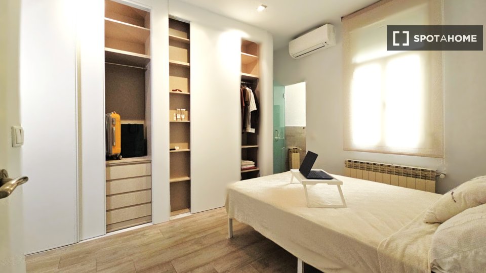 Apartment Madrid, 4 beds, 105m² — photo 7
